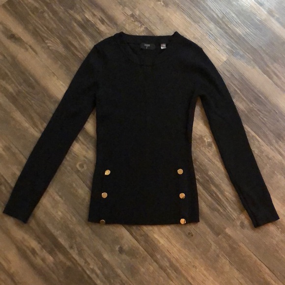 Tahari Sweaters - Tahari Sweatshirt